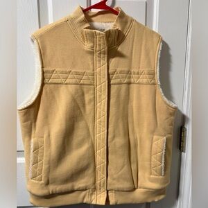 Studio Works Sport Women’s XL Yellow Quilted Vest Sherpa Walking Cottagecore